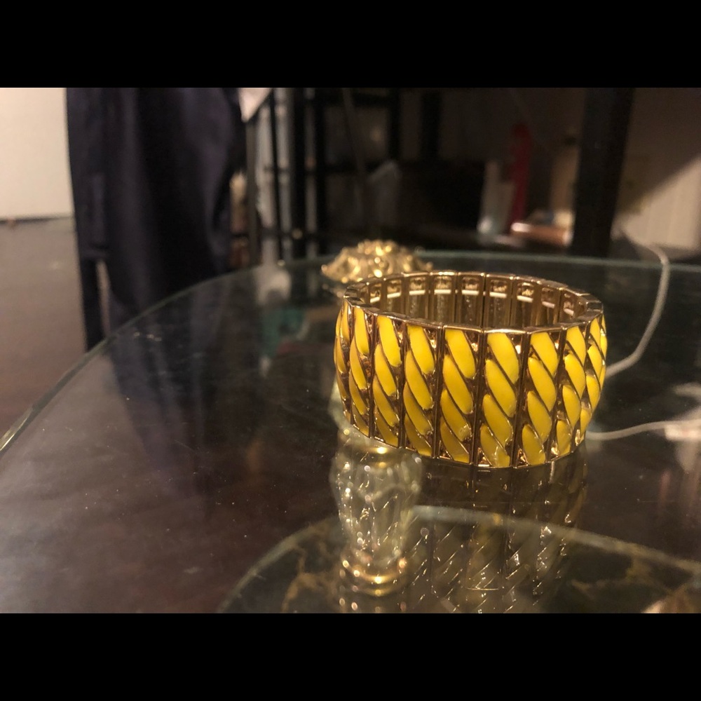 Yellow bangle - Picture 2 of 2